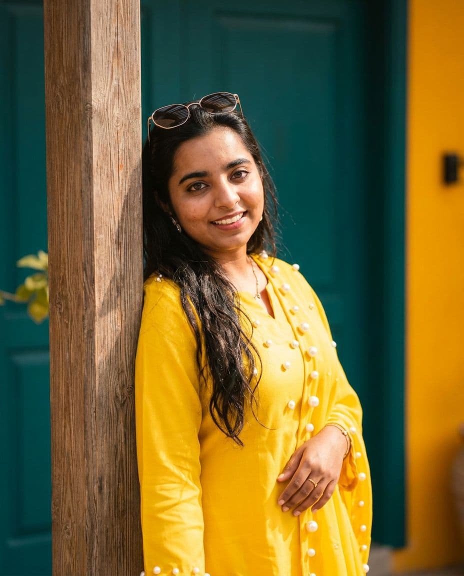 Nisha — founder of Nishologyyy